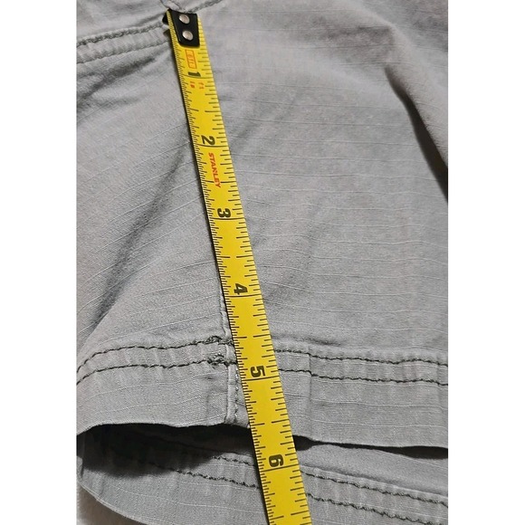 Eddie Bauer Women's Gray Shorts Size 12 Pockets - Picture 7 of 7